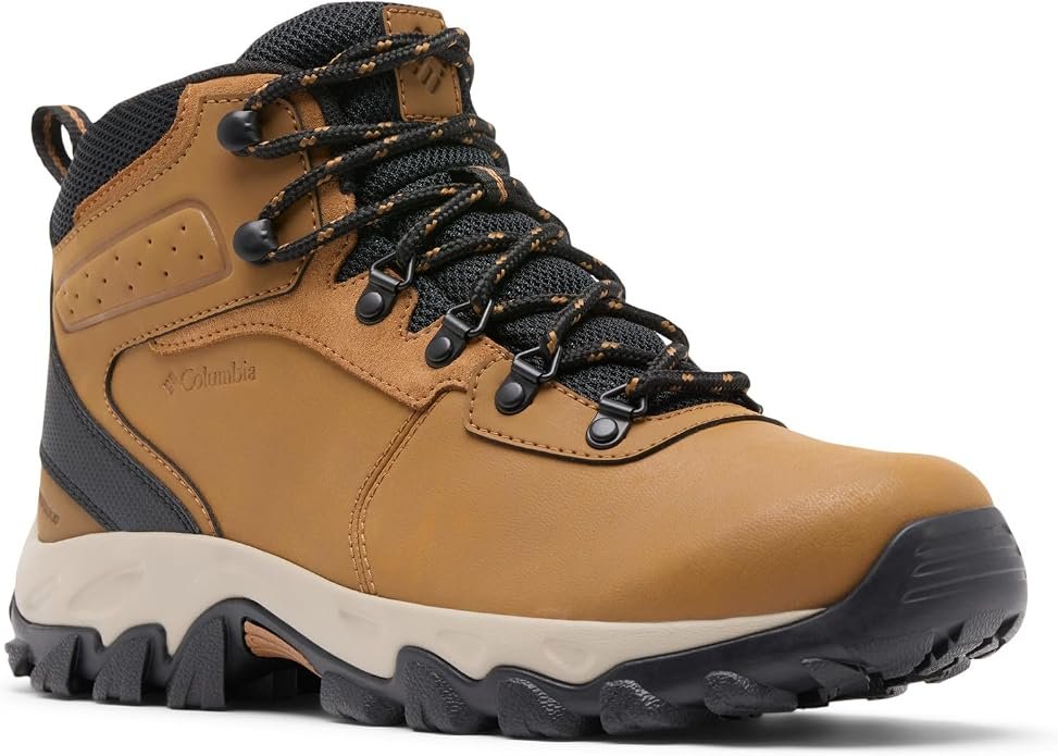 Botas Columbia Newton Ridge Plus II con 43% de descuento (oferta flash): senderismo impermeable