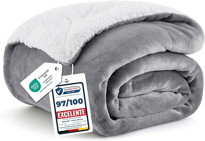 Manta Bedsure sherpa de 150x200 cm por 29,99 € (-32 %): franela por una cara y borreguito por la otra